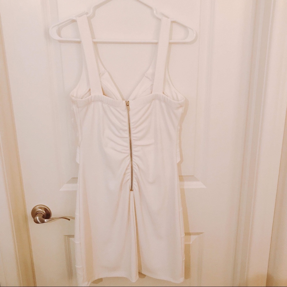 Dress - Picture 3 of 5